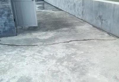 无锡市楼顶漏水维修公司分享下如何解决卫生间隐蔽部位漏水的问题?